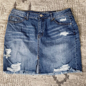 New York Rewash Brand  Vintage Reunion Denim Skirt size 11